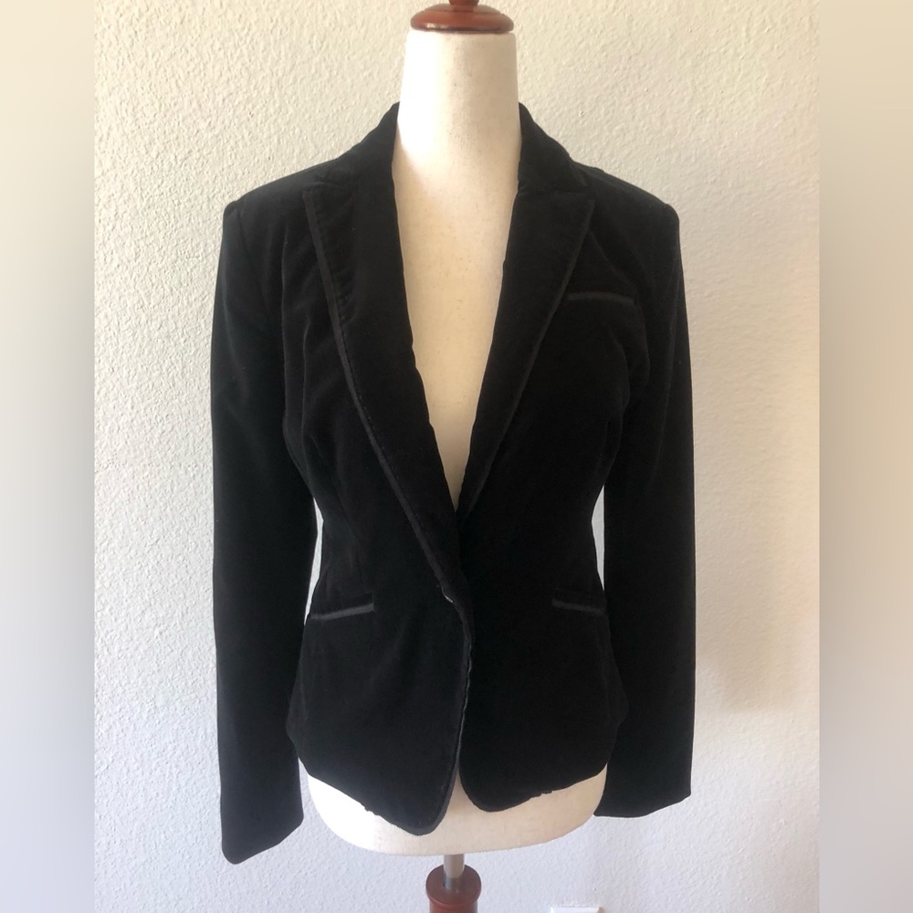 BANANA REPUBLIC - VELVET ONE BUTTON BLAZER + BLACK/WOMENS SIZE 2
